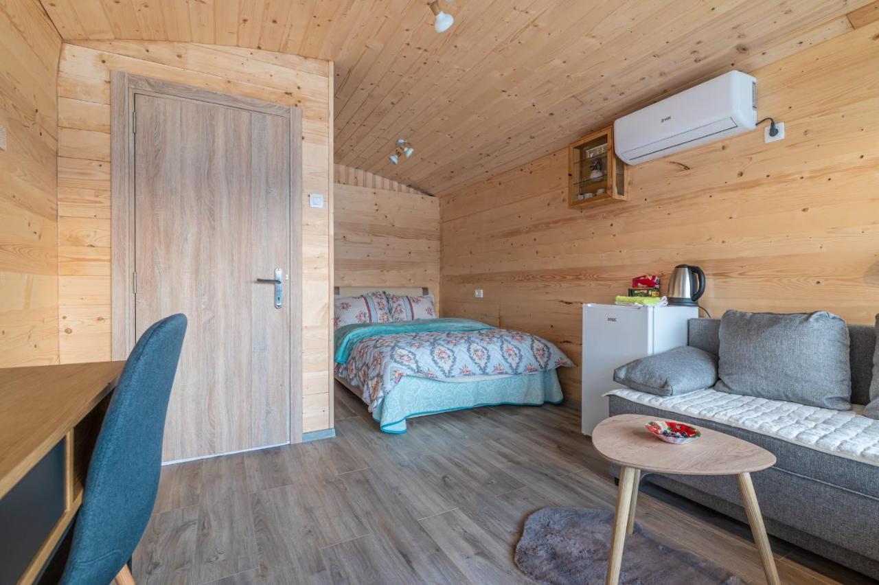 Studio Apartment Djole Nikšić Exteriör bild