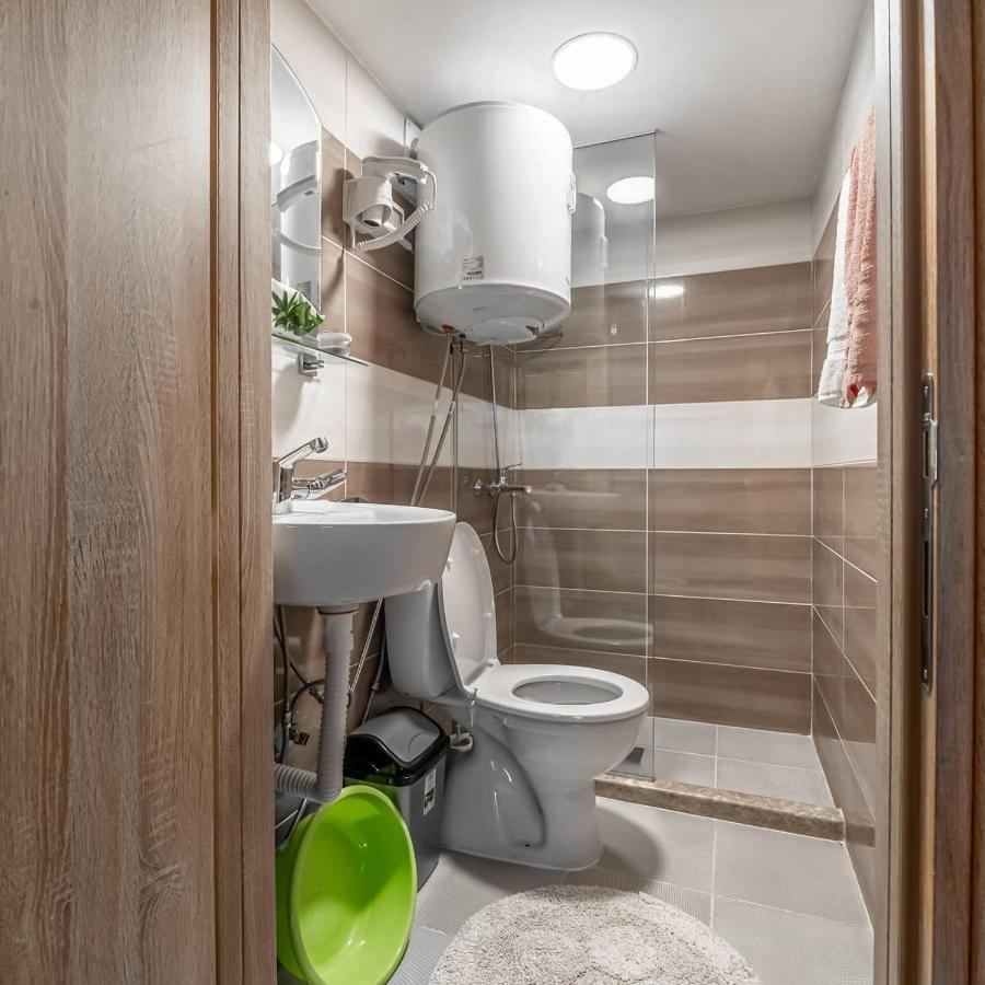 Studio Apartment Djole Nikšić Exteriör bild